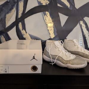 Jordan Women's White and Gold Trainers